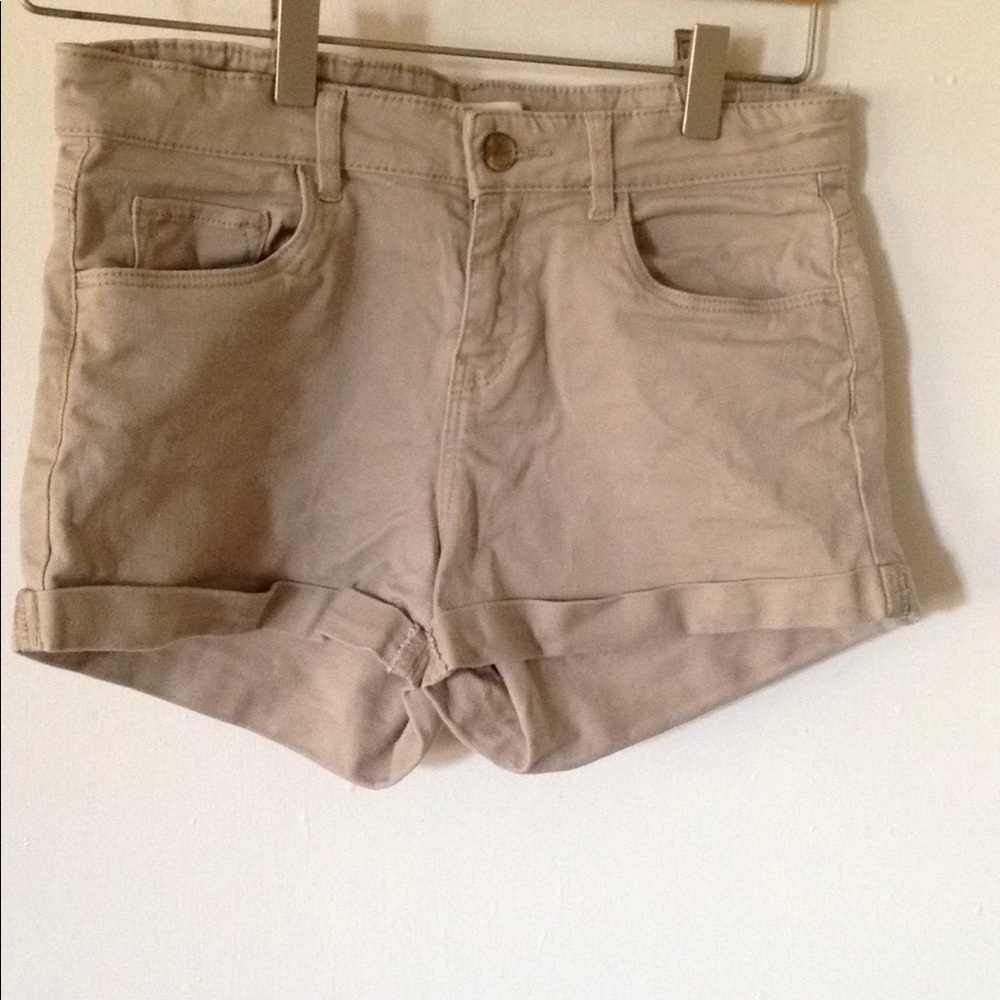 H&M Beige High Waisted Shorts